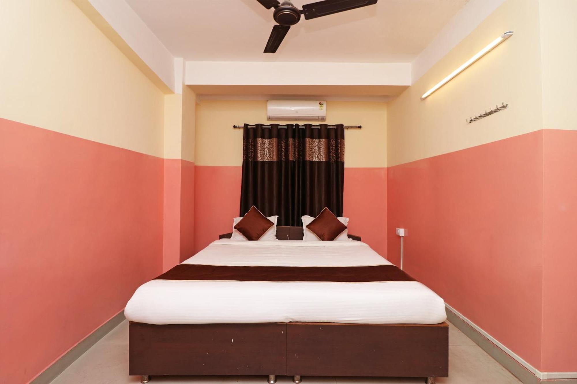 Hotel O Prabha Palace Lodge Guwahati Exterior foto